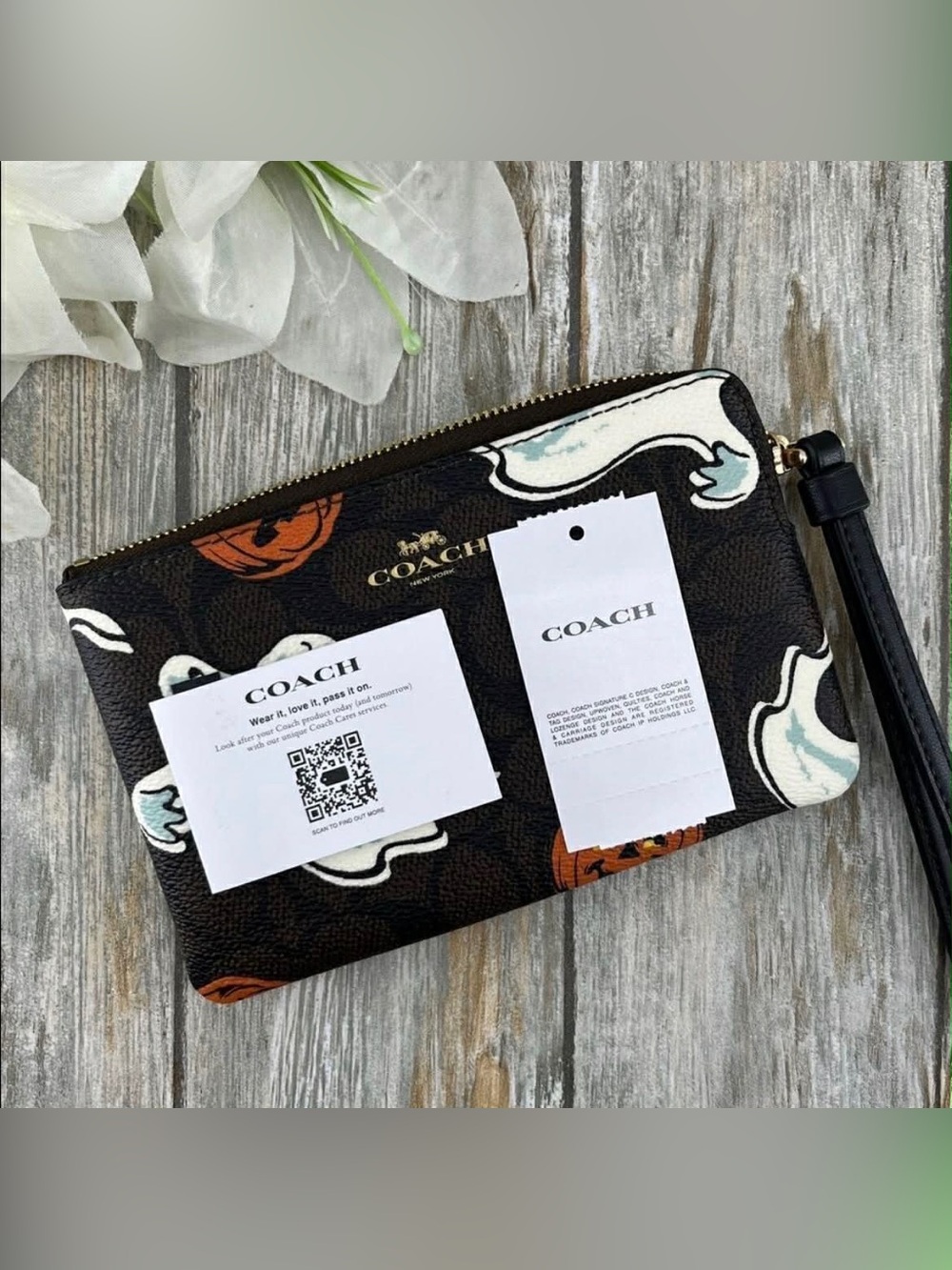 Coach Corner Zip Wristlet With Halloween Print Bag Wallet Purse - Picture 6 of 6